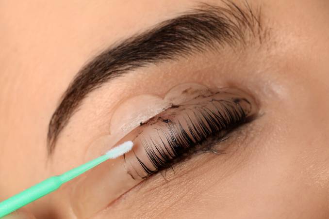 Eyelash Tint
